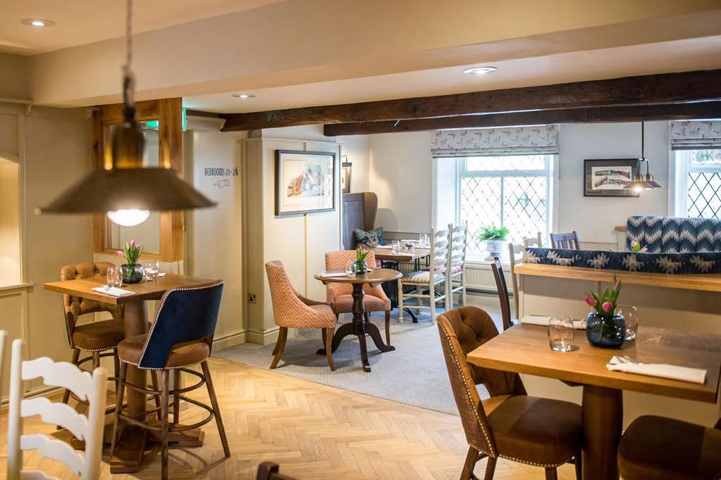 The Millstone, Mellor Otel Blackburn  Restoran fotoğraf The restaurant at The Swan