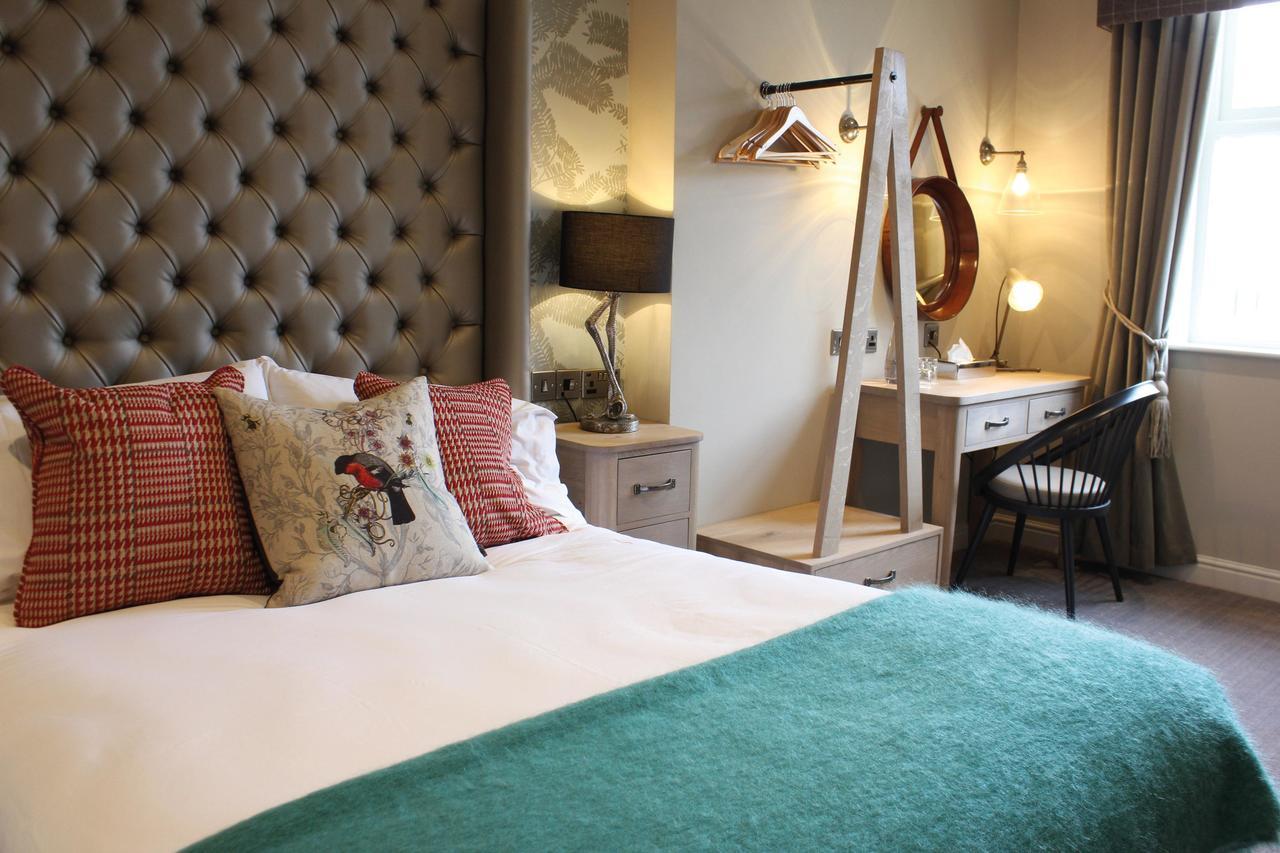 The Millstone, Mellor Otel Blackburn  Dış mekan fotoğraf A bedroom at The Old Bank Hotel