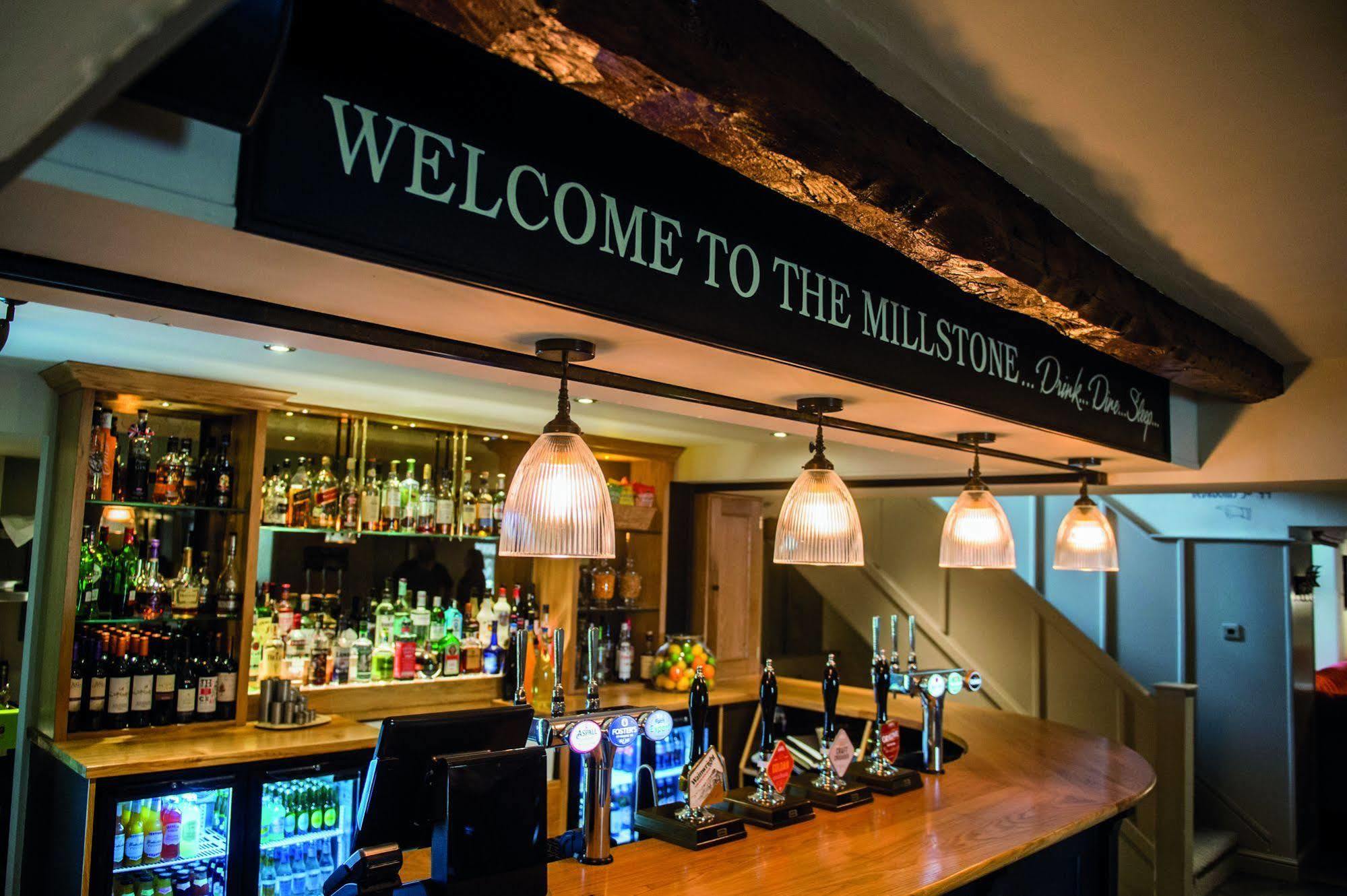 The Millstone, Mellor Otel Blackburn  Dış mekan fotoğraf The Millstone Bar